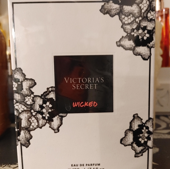 BRAND NEW VICTORIA SECRET WICKED PERFUME - Picture 2 of 2